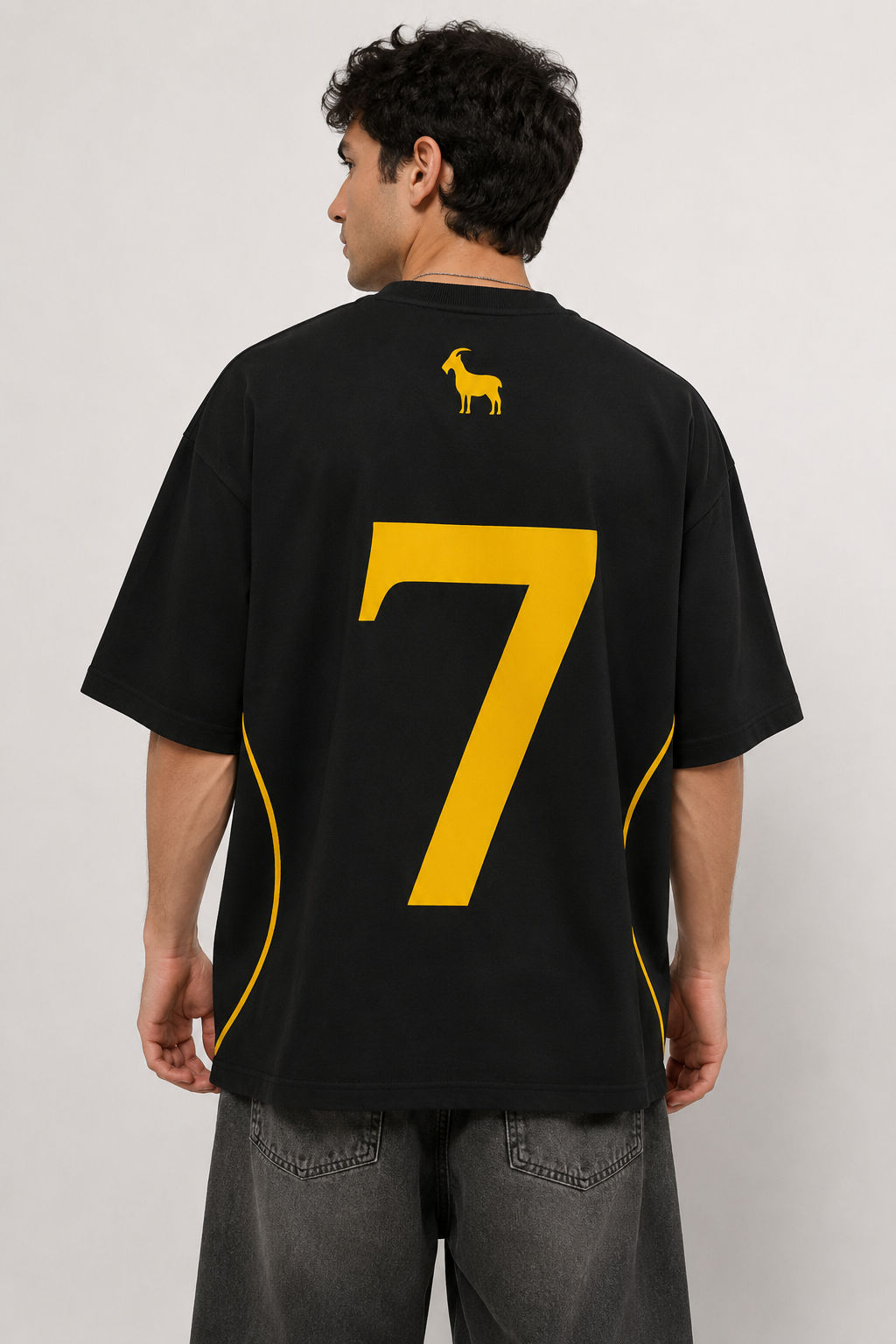 Portugal 07 Gold Oversized Tee – 07 Edition