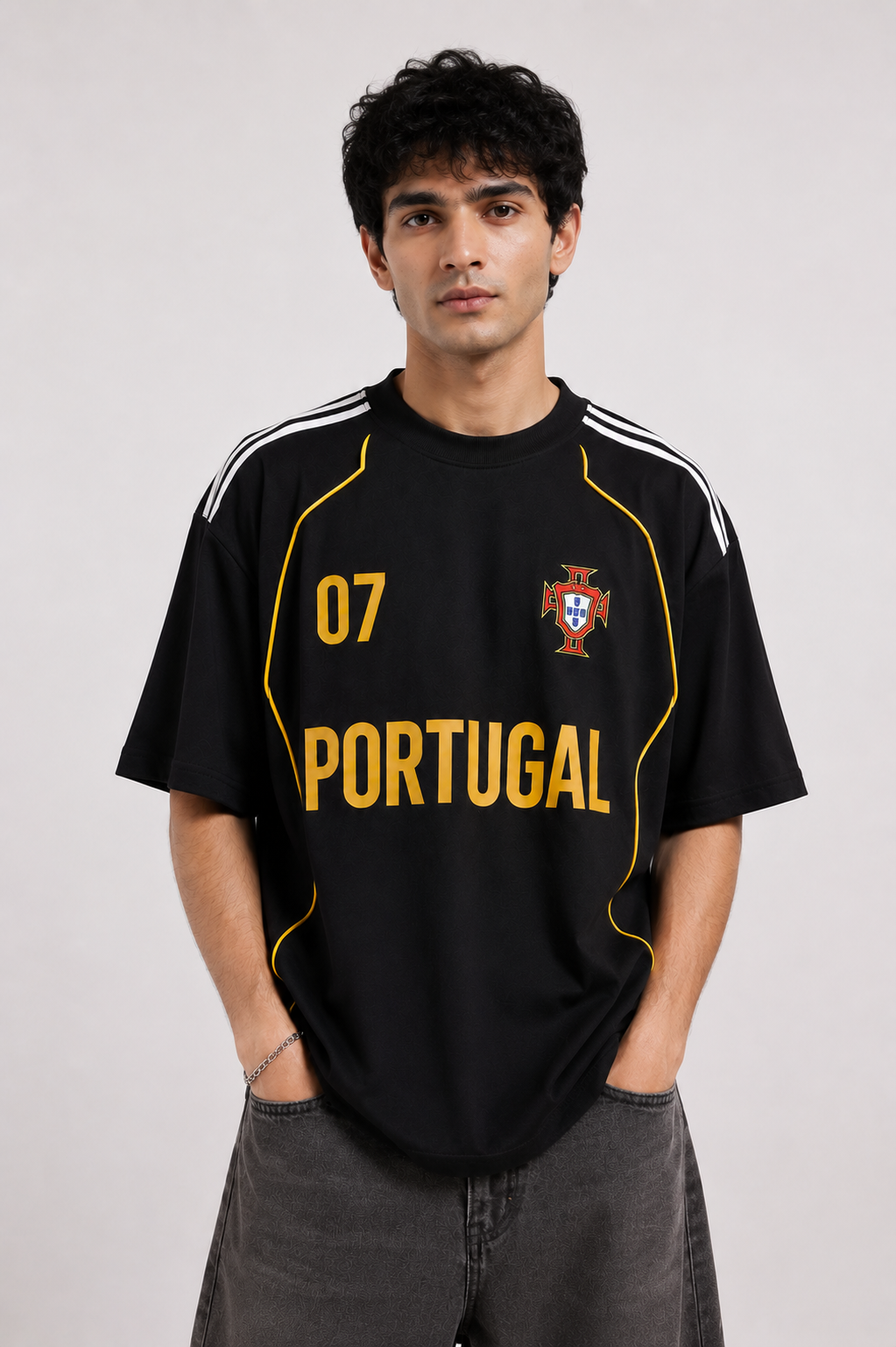 Portugal 07 Gold Oversized Tee – 07 Edition